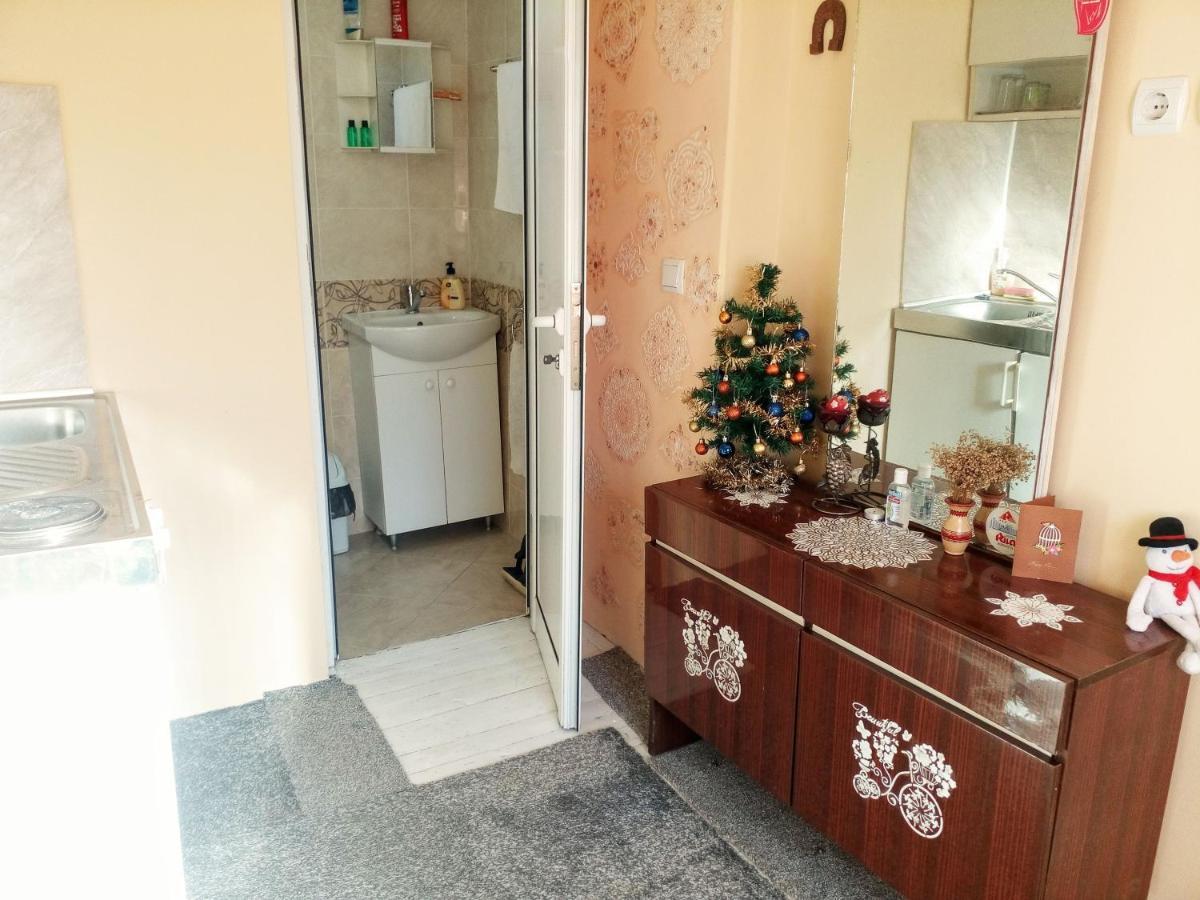 Guest House Emiliya Ovchartsi  외부 사진